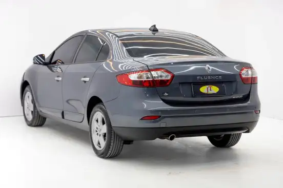 RENAULT-FLUENCE-2012