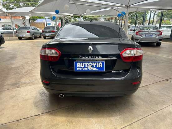 RENAULT-FLUENCE-2011