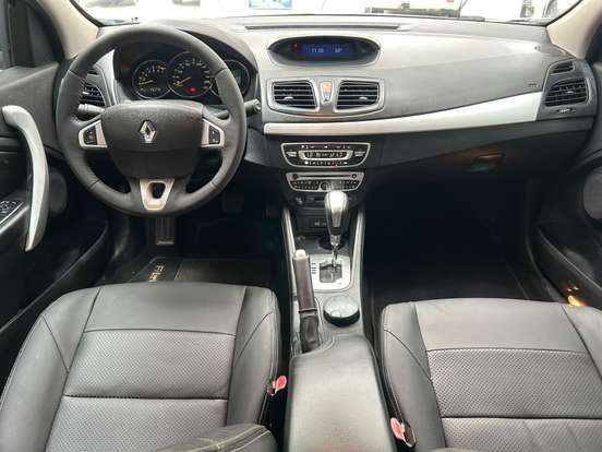 RENAULT-FLUENCE-2011