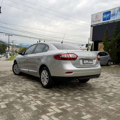 RENAULT-FLUENCE-2015