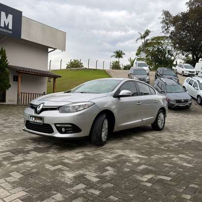 RENAULT-FLUENCE-2015
