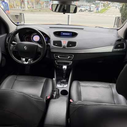 RENAULT-FLUENCE-2.0 DYNAMIQUE 16V FLEX 4P MANUAL RENAULT-FLUENCE-2015