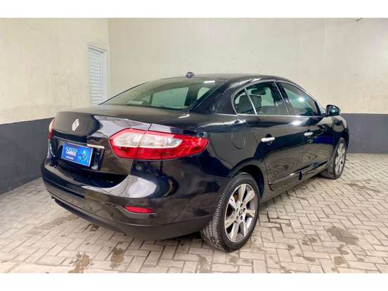 RENAULT-FLUENCE-2012