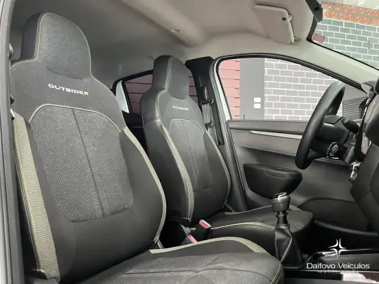 RENAULT-KWID-1.0 12V SCE FLEX OUTSIDER MANUAL RENAULT-KWID-2022