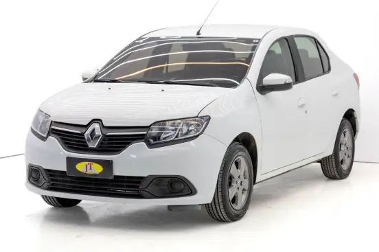 RENAULT-LOGAN-2018