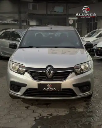 RENAULT-LOGAN-2023