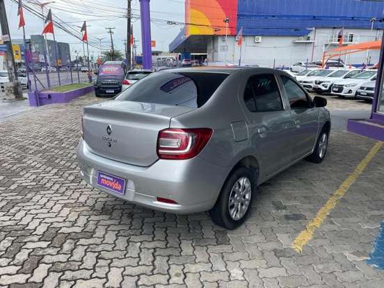 RENAULT-LOGAN-2024