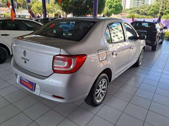 RENAULT-LOGAN-2024