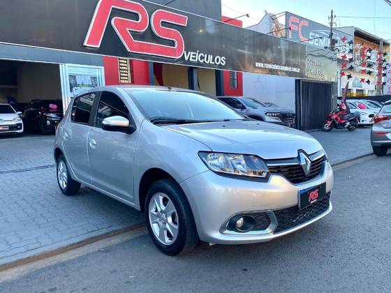 RENAULT LOGAN 1.6 DYNAMIQUE 8V FLEX 4P MANUAL