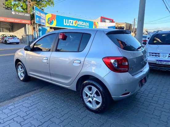 RENAULT-LOGAN-1.6 DYNAMIQUE 8V FLEX 4P MANUAL RENAULT-LOGAN-2015
