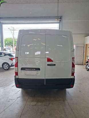 RENAULT-MASTER-2021