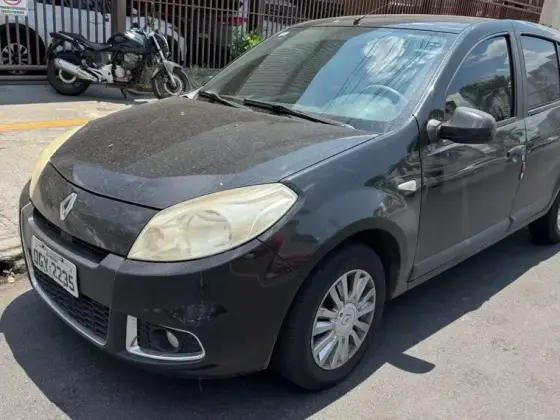 RENAULT SANDERO 1.6 PRIVILÉGE 16V FLEX 4P MANUAL