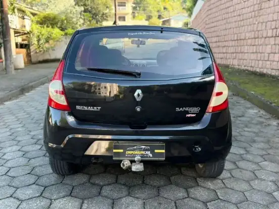 RENAULT-SANDERO-2008