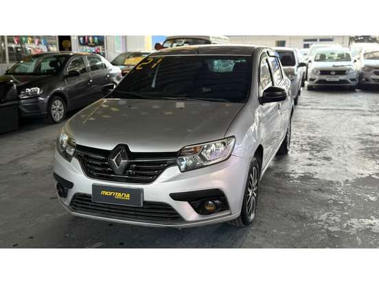 RENAULT-SANDERO-2020