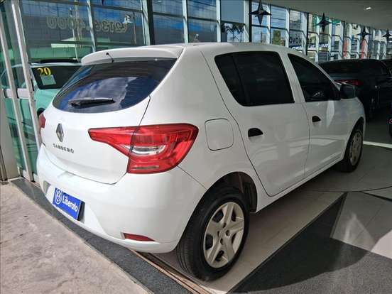 RENAULT-SANDERO-2019
