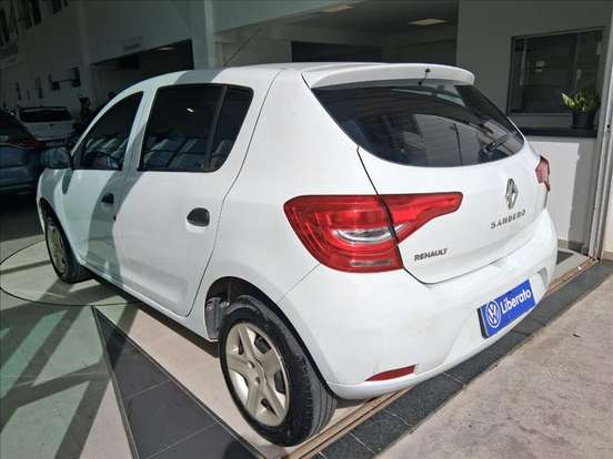 RENAULT-SANDERO-2019