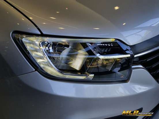 RENAULT-SANDERO-1.0 12V SCE FLEX ZEN MANUAL RENAULT-SANDERO-2020