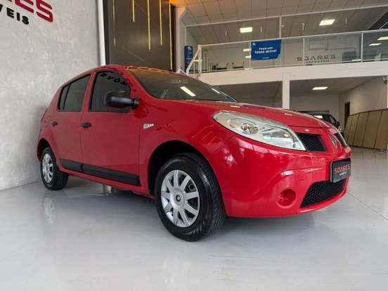 RENAULT-SANDERO-2009