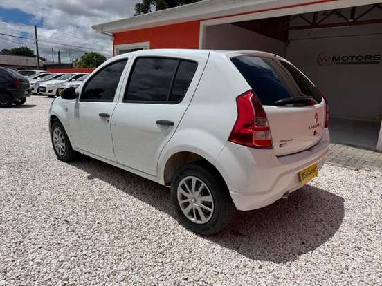 RENAULT-SANDERO-1.0 AUTHENTIQUE 16V FLEX 4P MANUAL RENAULT-SANDERO-2011