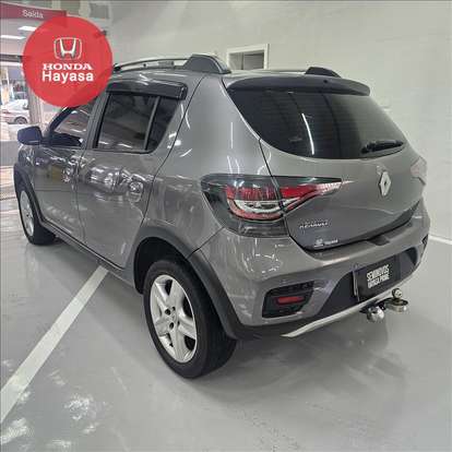 RENAULT-SANDERO-2020