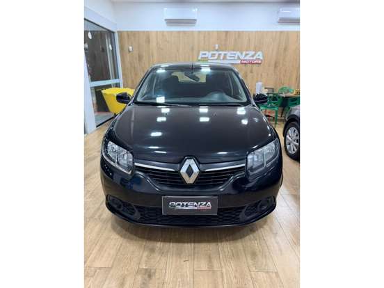 RENAULT-SANDERO-2014