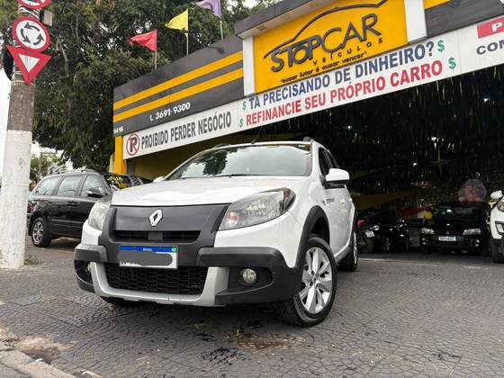 RENAULT SANDERO 1.6 STEPWAY 16V FLEX 4P AUTOMÁTICO