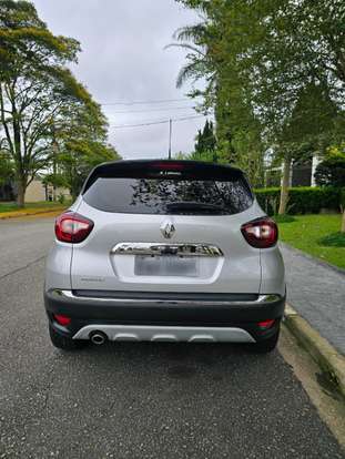 RENAULT-CAPTUR-2018