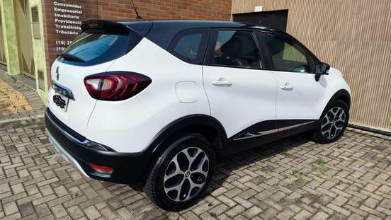 RENAULT-CAPTUR-2019