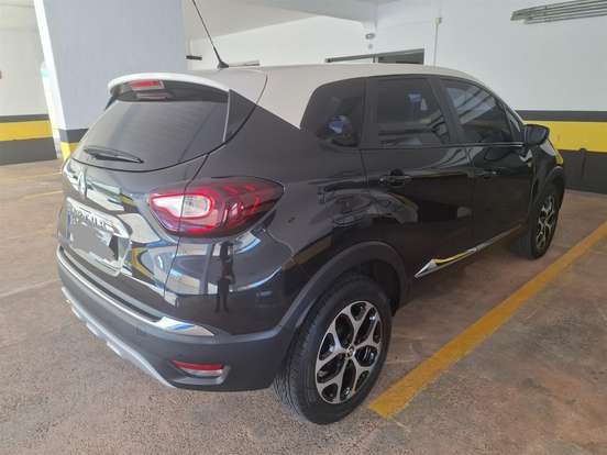 RENAULT-CAPTUR-2018