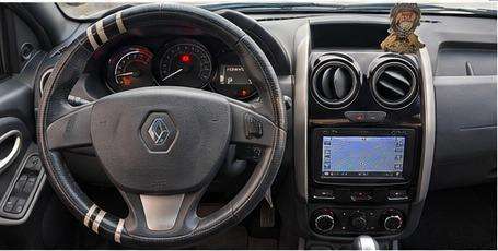 RENAULT-DUSTER-2019