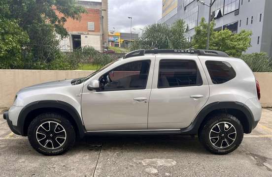 RENAULT-DUSTER-2019
