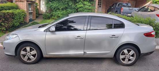 RENAULT-FLUENCE-2011