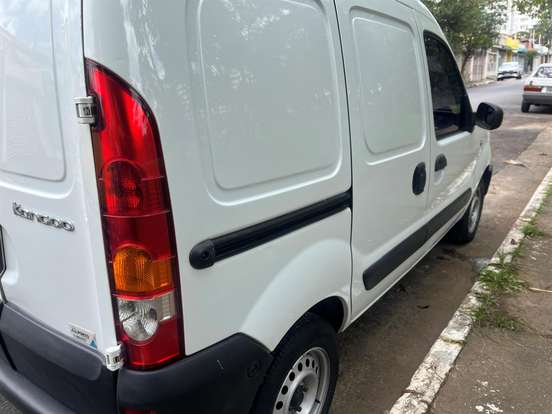 RENAULT-KANGOO-2017