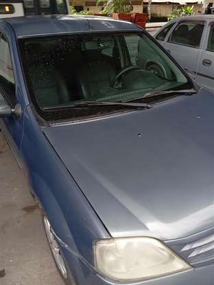 RENAULT-LOGAN-2008