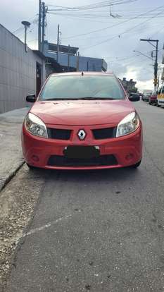 RENAULT-SANDERO-2009