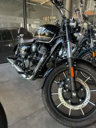 ROYAL ENFIELD METEOR 350 SUPERNOVA 