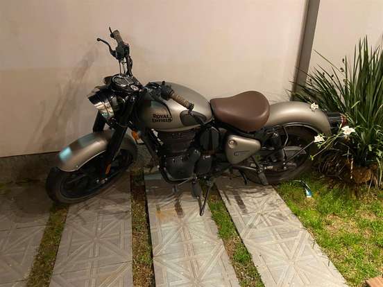ROYAL ENFIELD-CLASSIC 350-2025