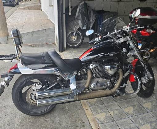 SUZUKI BOULEVARD M1500 