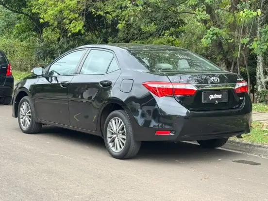 TOYOTA-COROLLA-1.8 GLI 16V FLEX 4P AUTOMÁTICO TOYOTA-COROLLA-2016