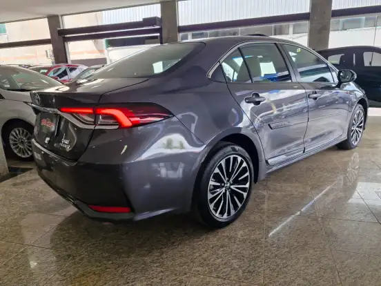 TOYOTA-COROLLA-2024