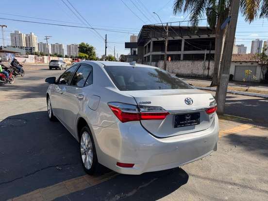 TOYOTA-COROLLA-1.8 GLI 16V FLEX 4P AUTOMÁTICO TOYOTA-COROLLA-2017