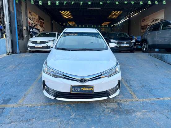 TOYOTA-COROLLA-2018