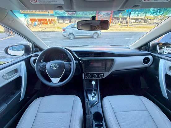 TOYOTA-COROLLA-2018