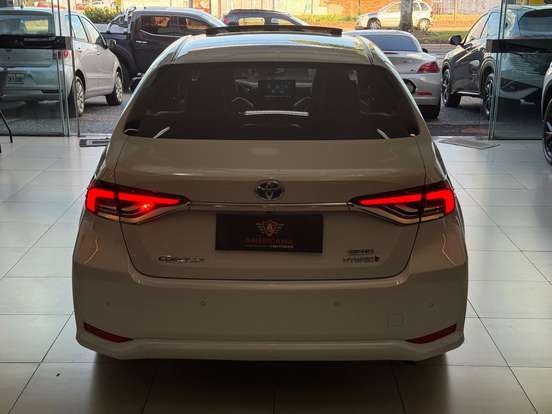 TOYOTA-COROLLA-2023