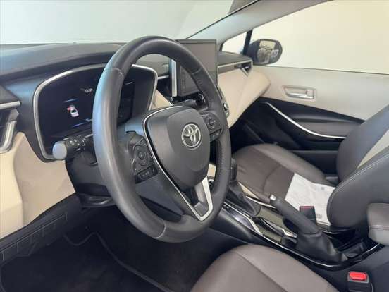 TOYOTA-COROLLA-2023