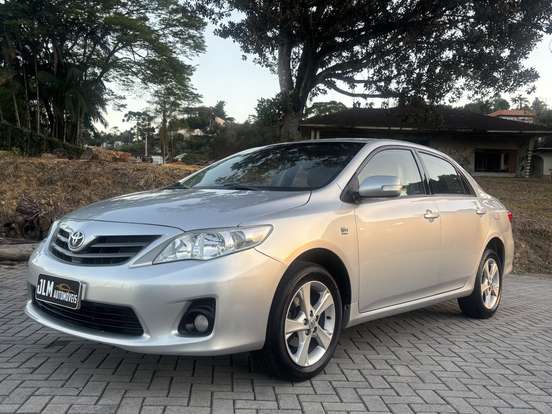 TOYOTA-COROLLA-1.8 XLI 16V FLEX 4P MANUAL TOYOTA-COROLLA-2011