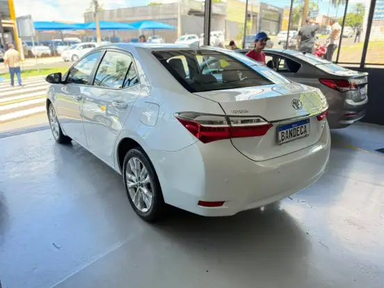 TOYOTA-COROLLA-2017