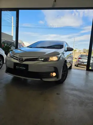 TOYOTA-COROLLA-2018