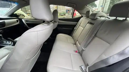 TOYOTA-COROLLA-2015