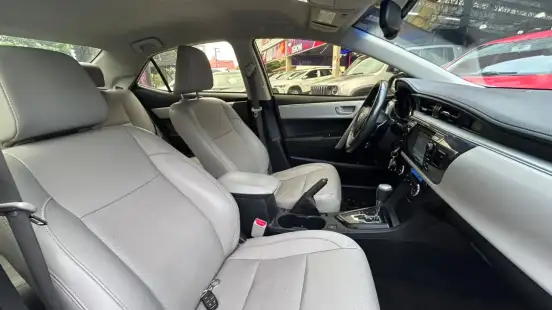 TOYOTA-COROLLA-2015
